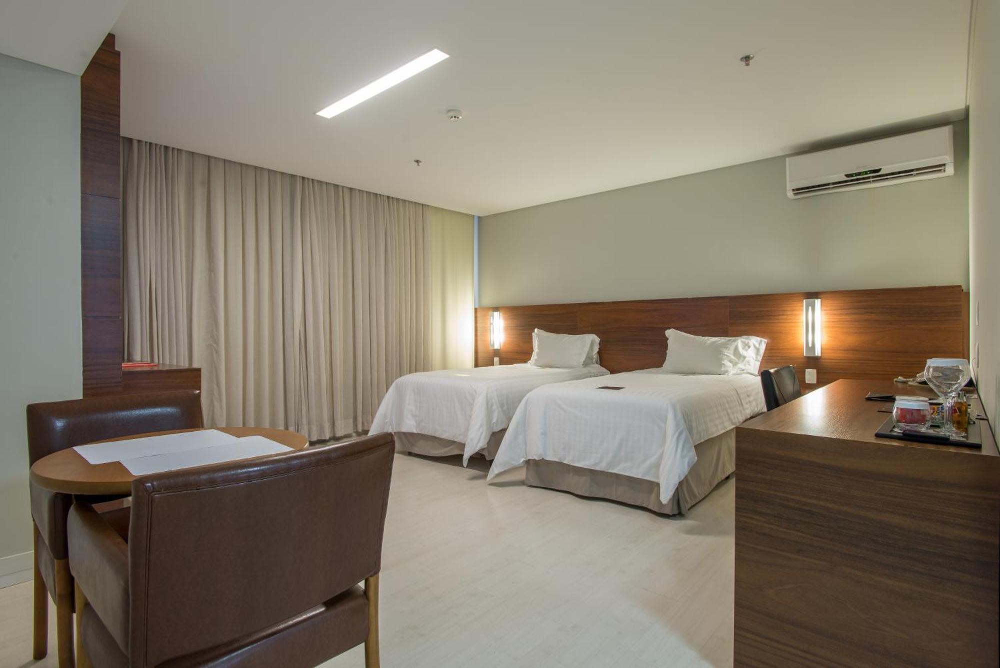 Hotel Gran Odara كويابا الغرفة الصورة
